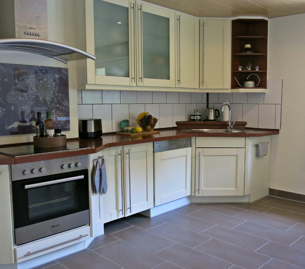Roosartige Ferien - Ferienwohnung Am Weiherturm 巴哈拉赫 外观 照片
